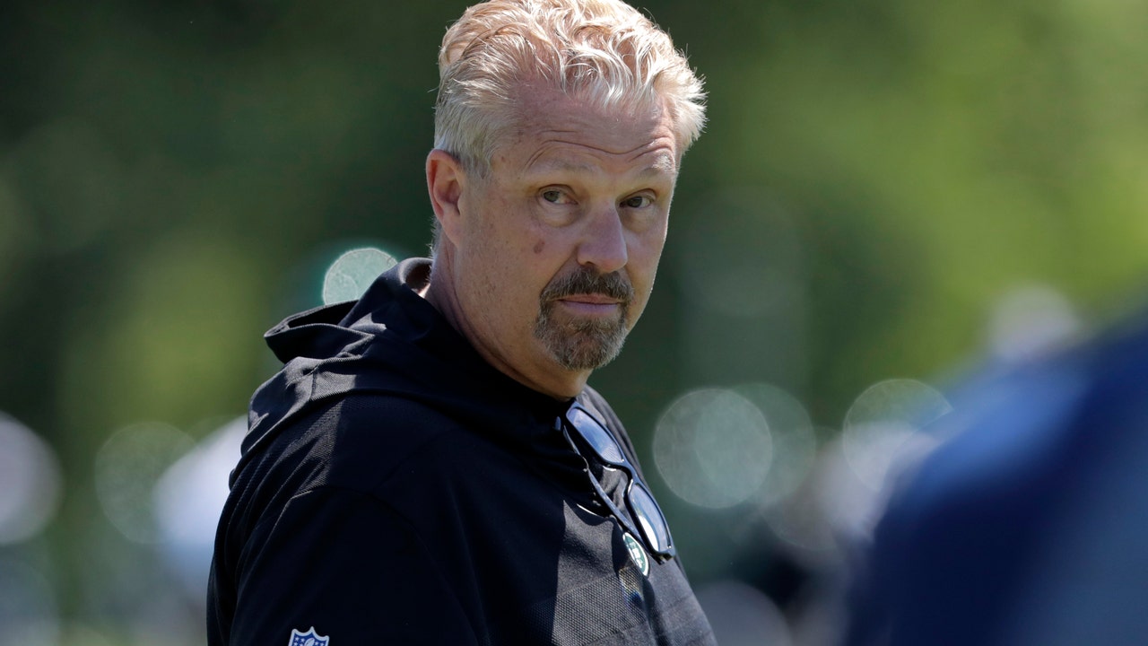 Jets' Gregg Williams establishing intense culture on defense